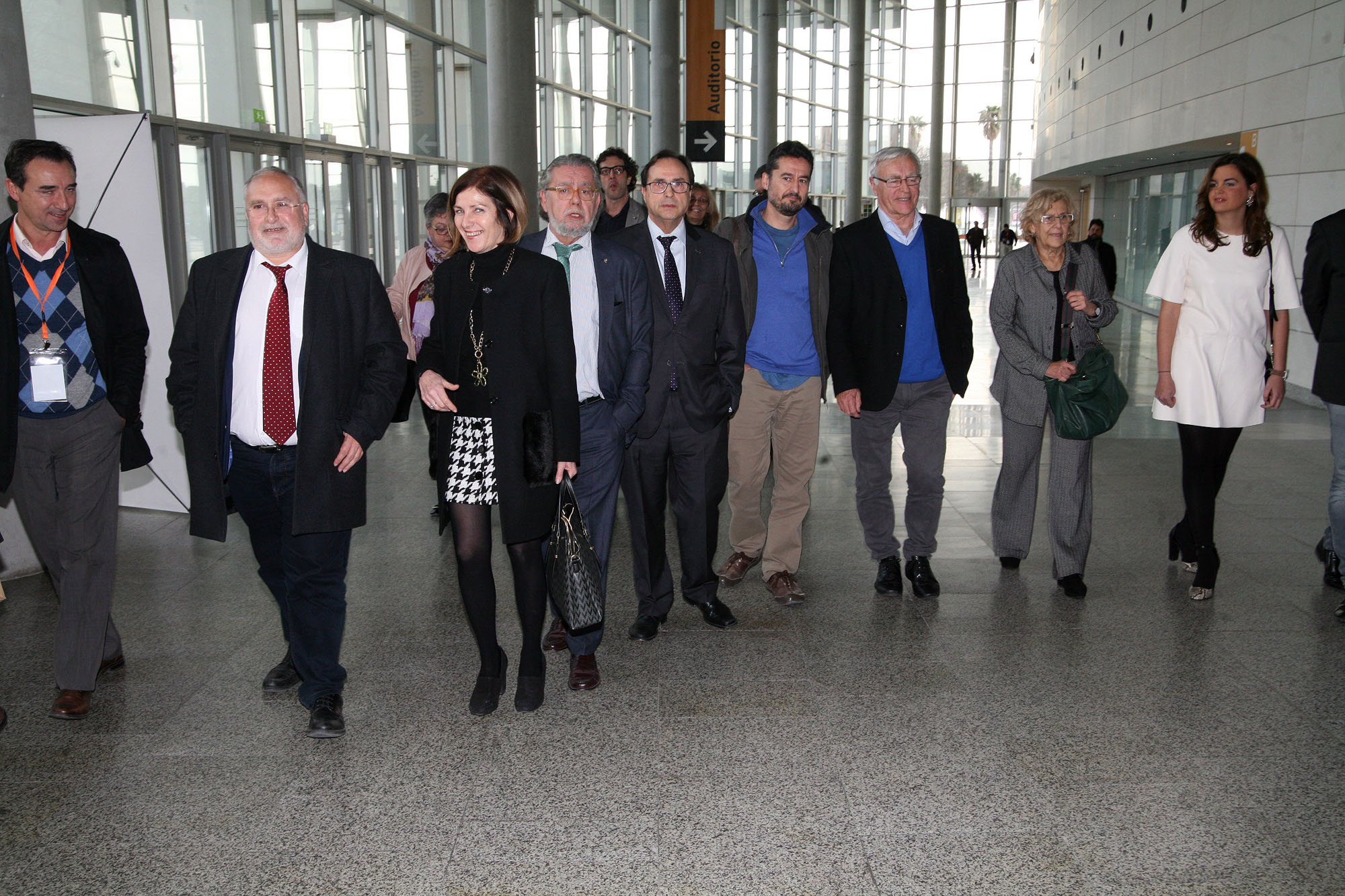 Diversos momentos de la jornada celebrada hoy en Valencia y que ha contado con la participaci&oacute;n de Manuela Carmena